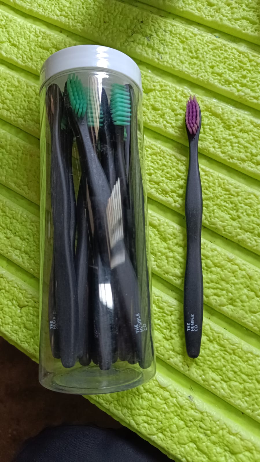 Soft Toothbrush With Plastic Round Box for Men and Women, Kids, Adults Plastic Toothbrush (15 pcs Set / Mix Color)