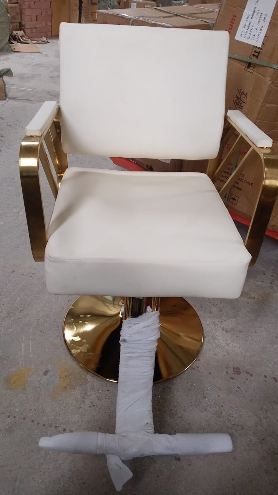 Salon Chair Hydraulic Chair for Business or Home, Simplicity Barber Chair Salon Beauty Spa Shampoo Hair Professional Hydraulic Styling Chair (1 Unit )