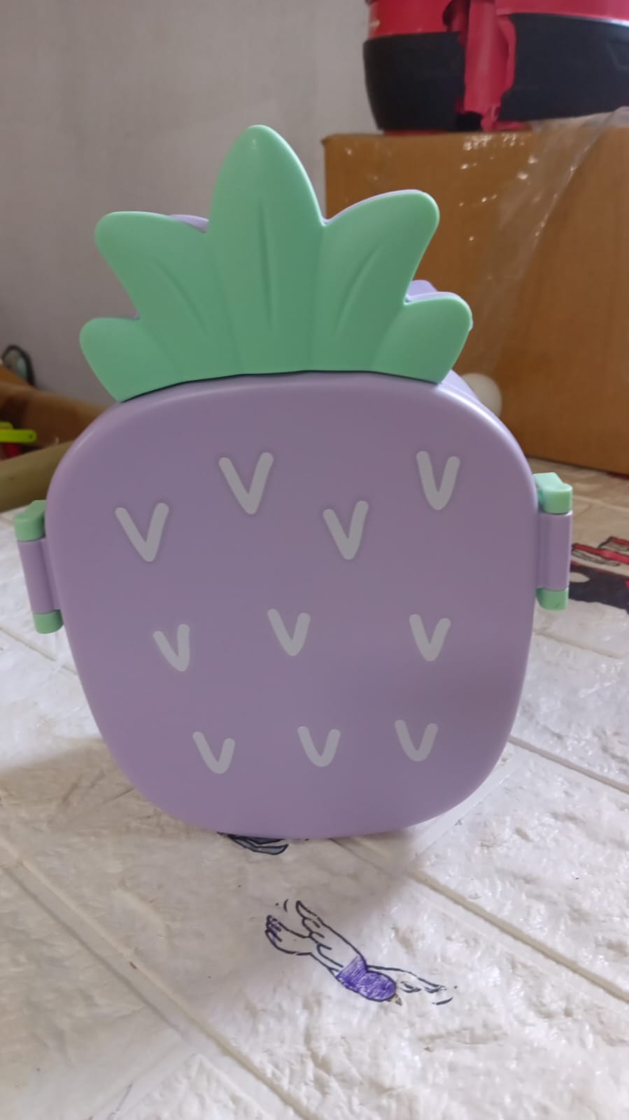 Pineapple Shaped Lunch Box with Compartments Lunch Food Container with Box Portable Lid School & Kids Lunch Box