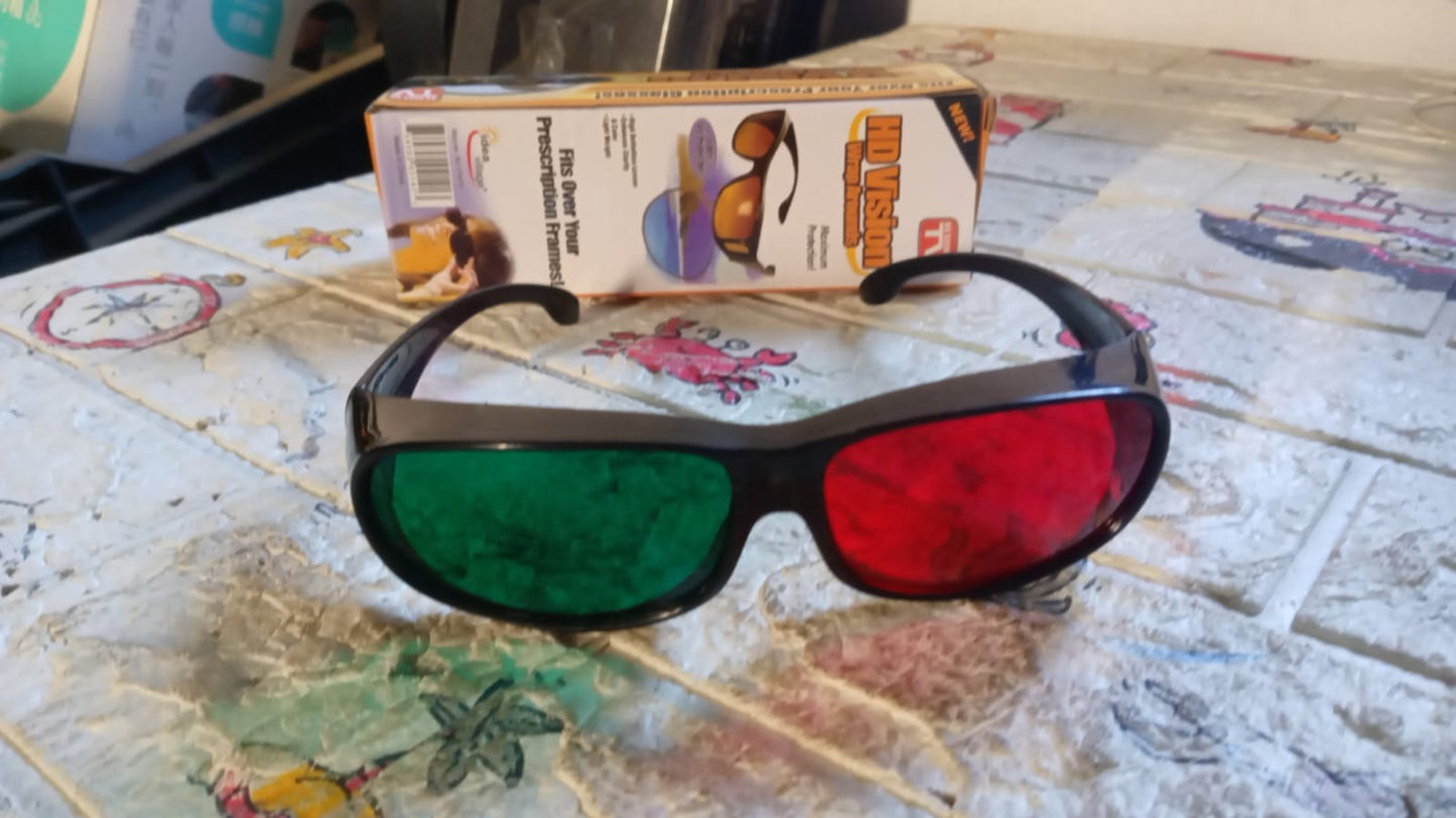 UV Protected Sunglasses,  classic Sunglasses for Men & Women, Lightweight, Both Outdoor and Indoor Use (1 Pc )